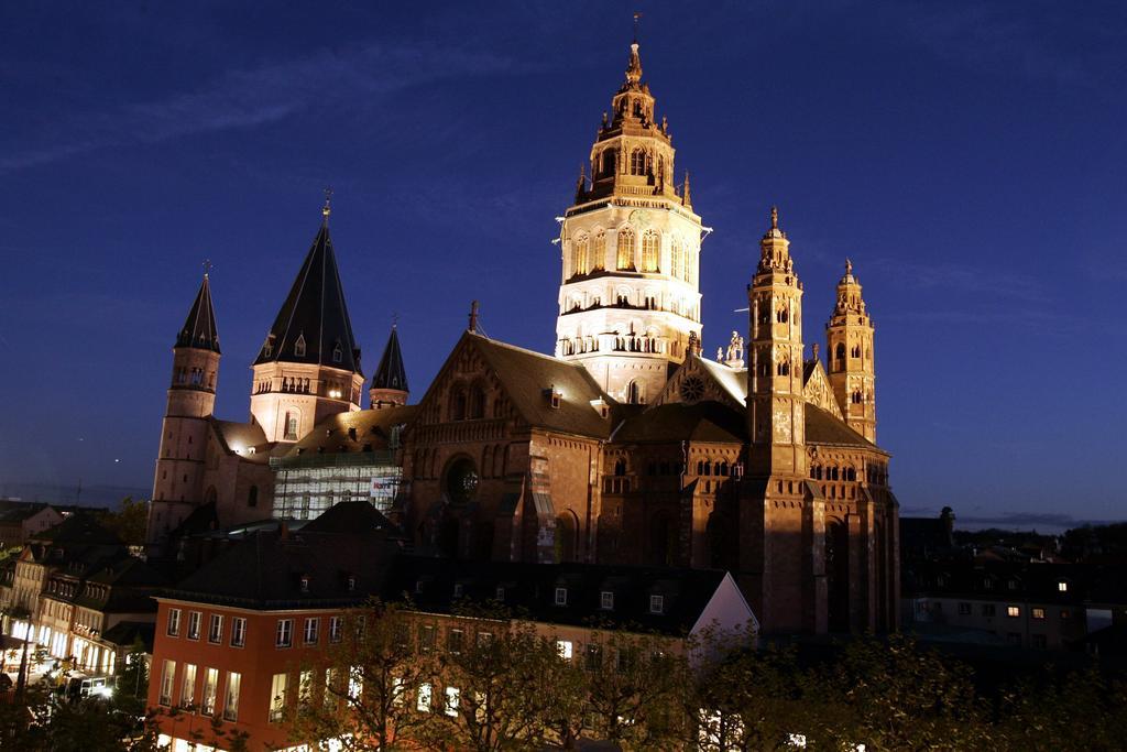 City-Hotel Neubrunnenhof Mainz Exterior photo